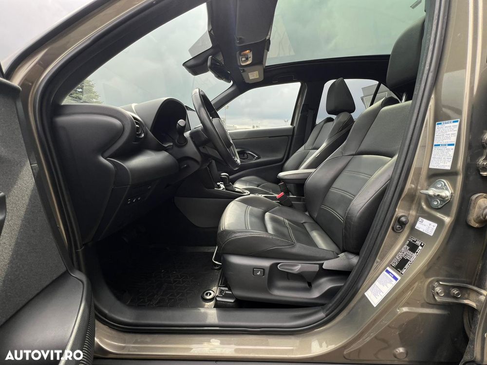 Toyota Yaris 1.5 VVT-i Premiere Edition - 12