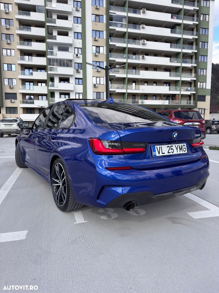 BMW Seria 3 330i AT M Sport - 9