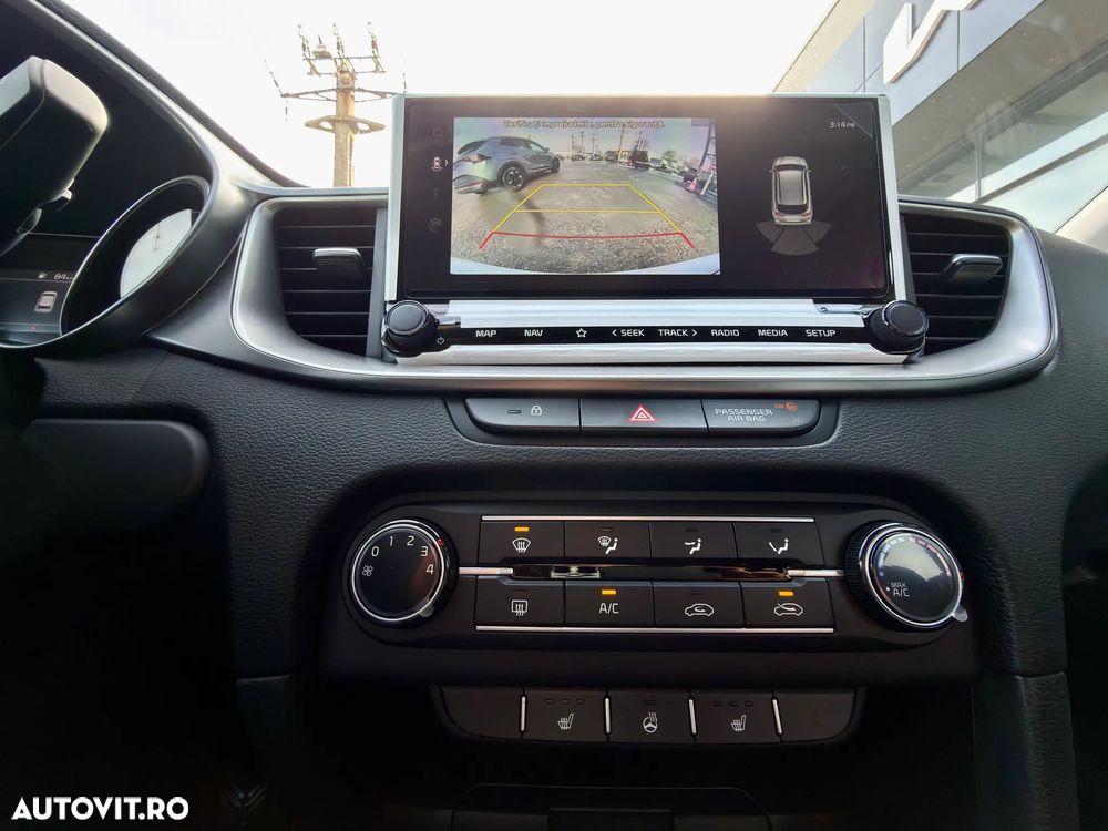 Kia Ceed 1.5 T-GDI 6MT Best - 12