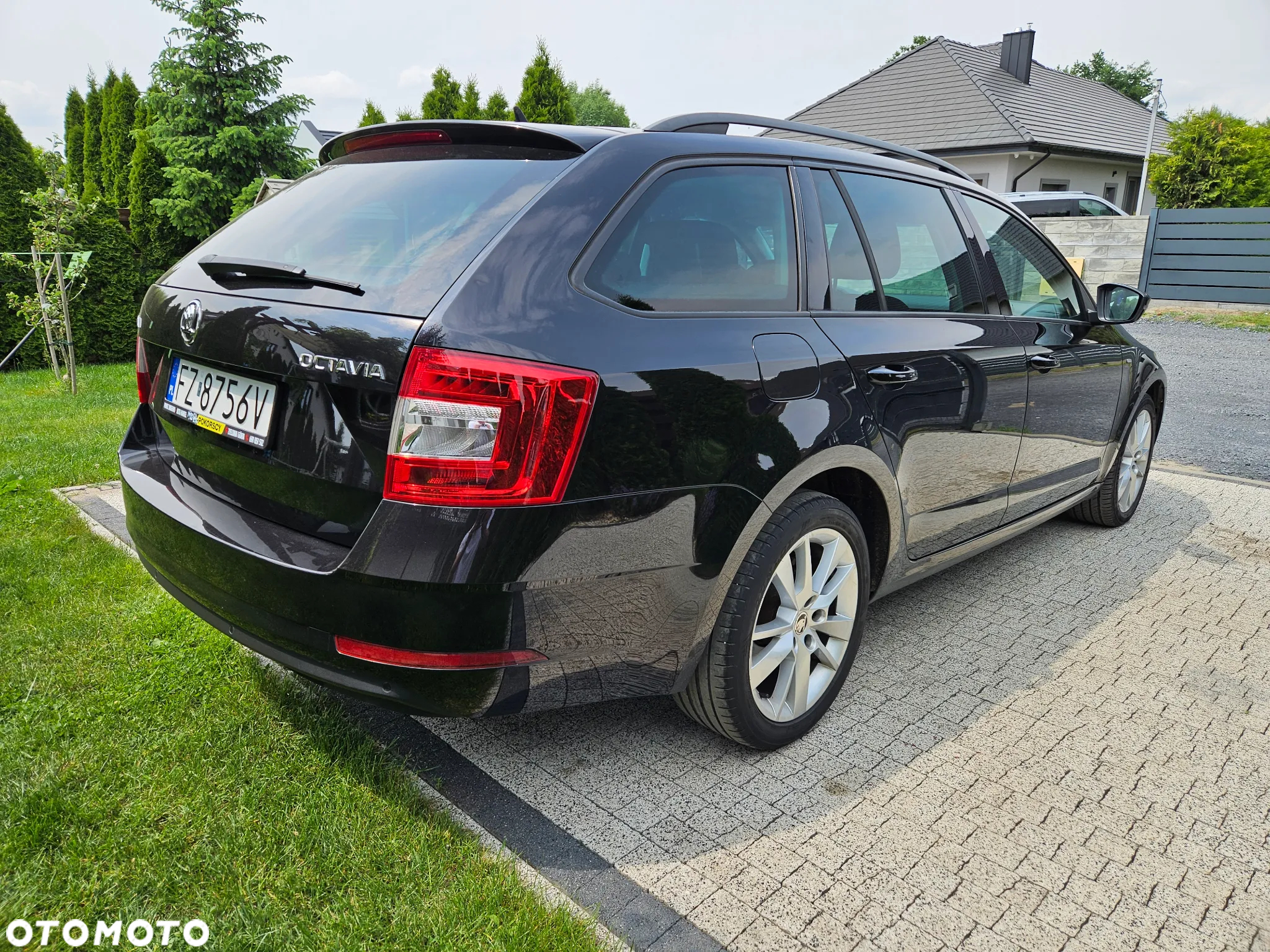Skoda Octavia Combi 1.6 TDI Drive - 5