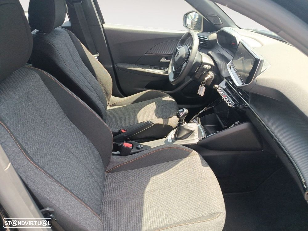 Peugeot 2008 1.2 PureTech Style - 15