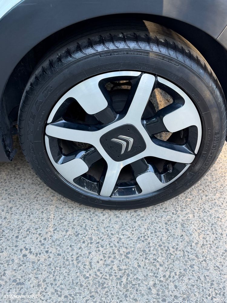 Citroën C3 1.2 PureTech Elle - 19