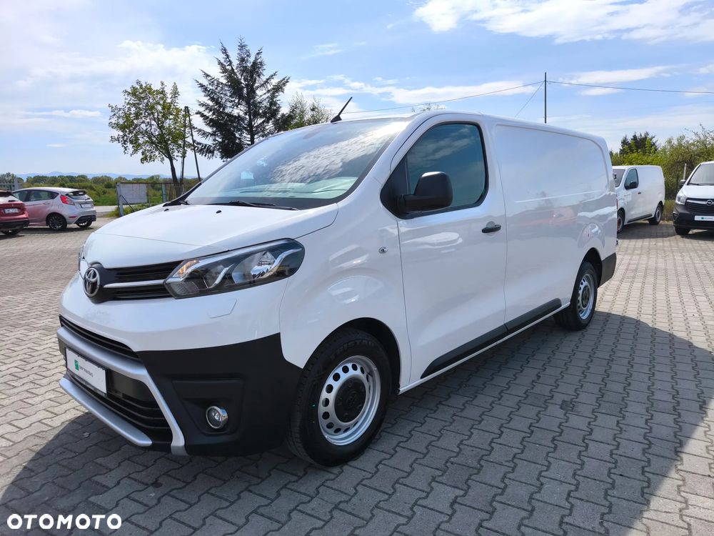Toyota Proace - 1