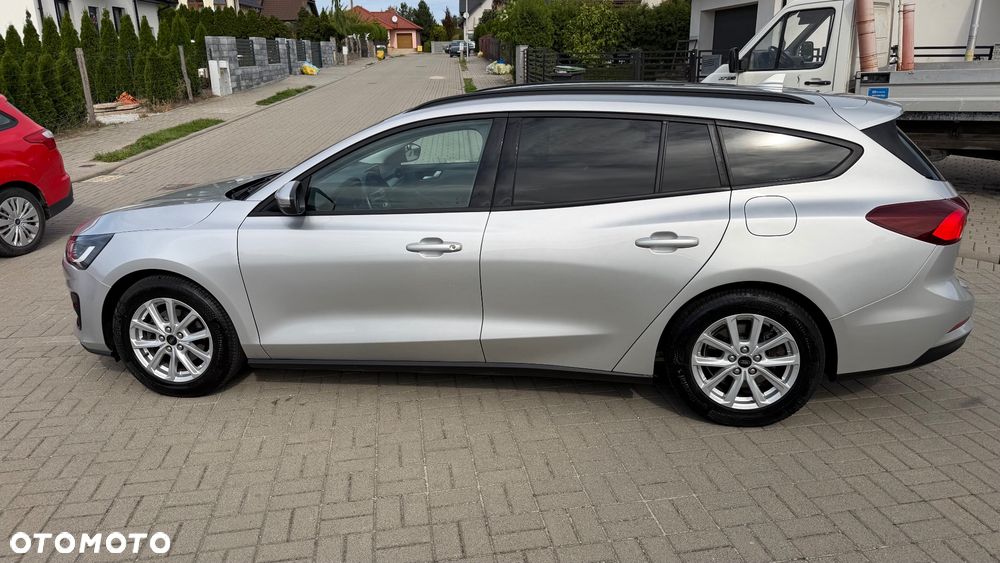 Ford Focus 1.5 EcoBlue Start-Stopp-System COOL&CONNECT DESIGN - 16