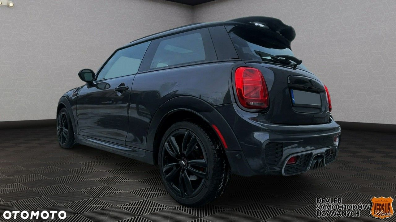 MINI John Cooper Works - 11