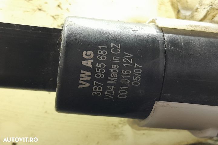 Vas lichid parbriz 1.9 tdi 6q0955453s Volkswagen VW Polo 4 9N [2001 - - 3