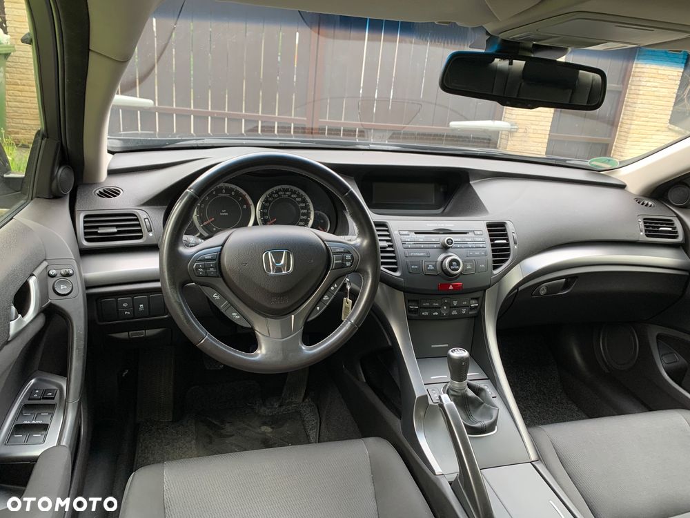 Honda Accord 2.0 Lifestyle - 20
