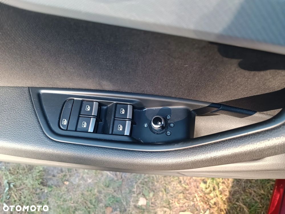 Audi A4 Avant 2.0 TDI S tronic sport - 33