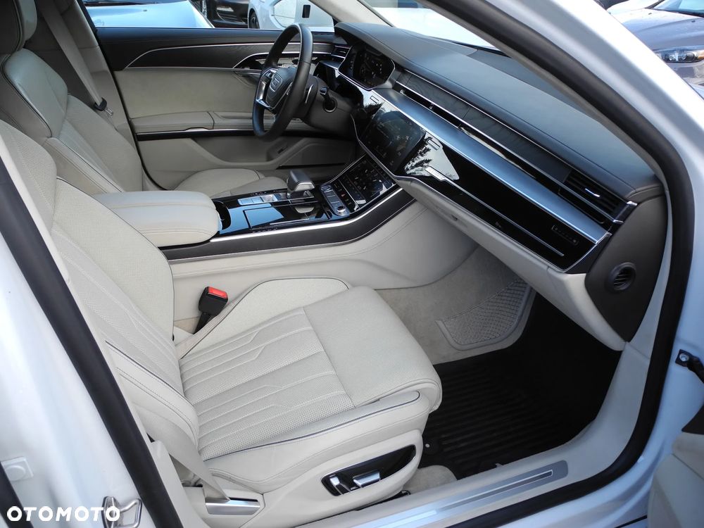 Audi A8 - 14