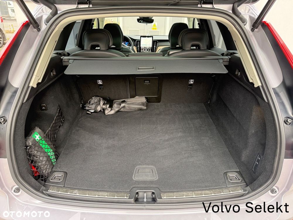 Volvo XC 60 - 33