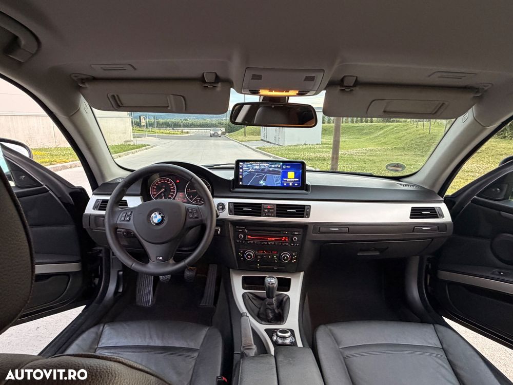 BMW Seria 3 320d M Sport Edition - 16