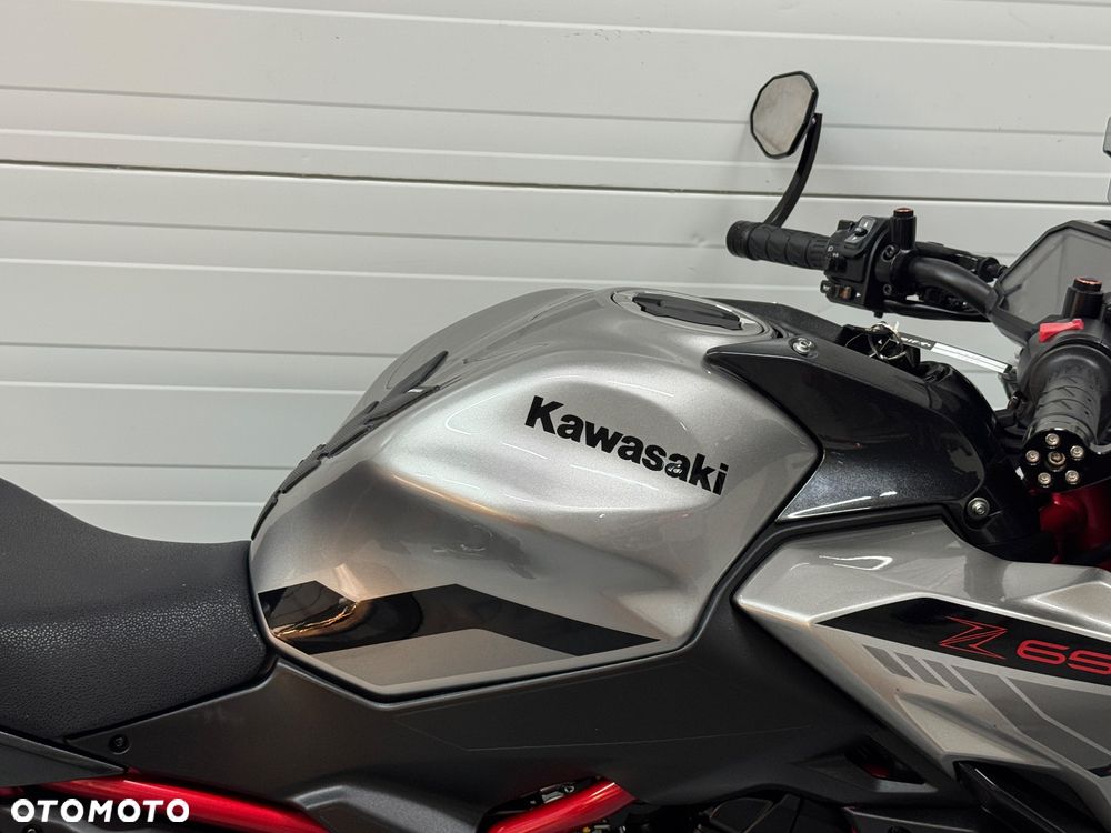 Kawasaki Z 650 - 6
