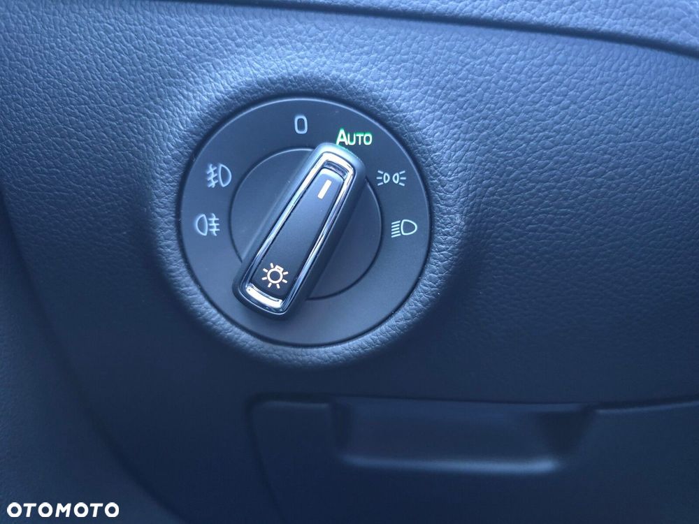 Skoda Superb 2.0 TDI Style DSG - 10