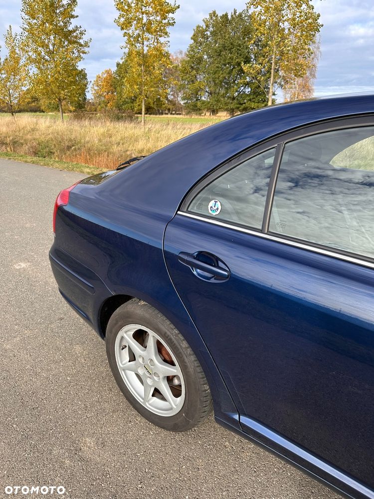 Toyota Avensis 1.8 VVT-i Luna - 10