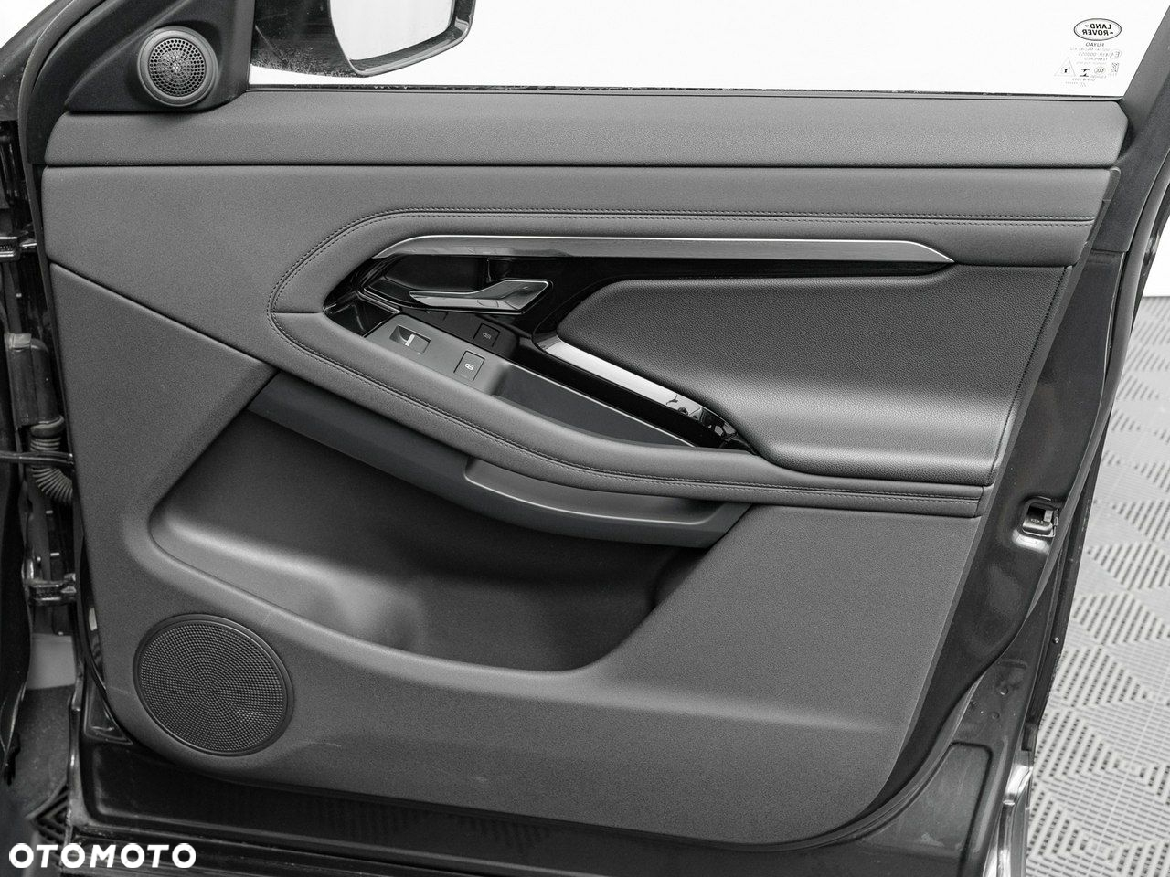 Land Rover Range Rover Evoque - 31