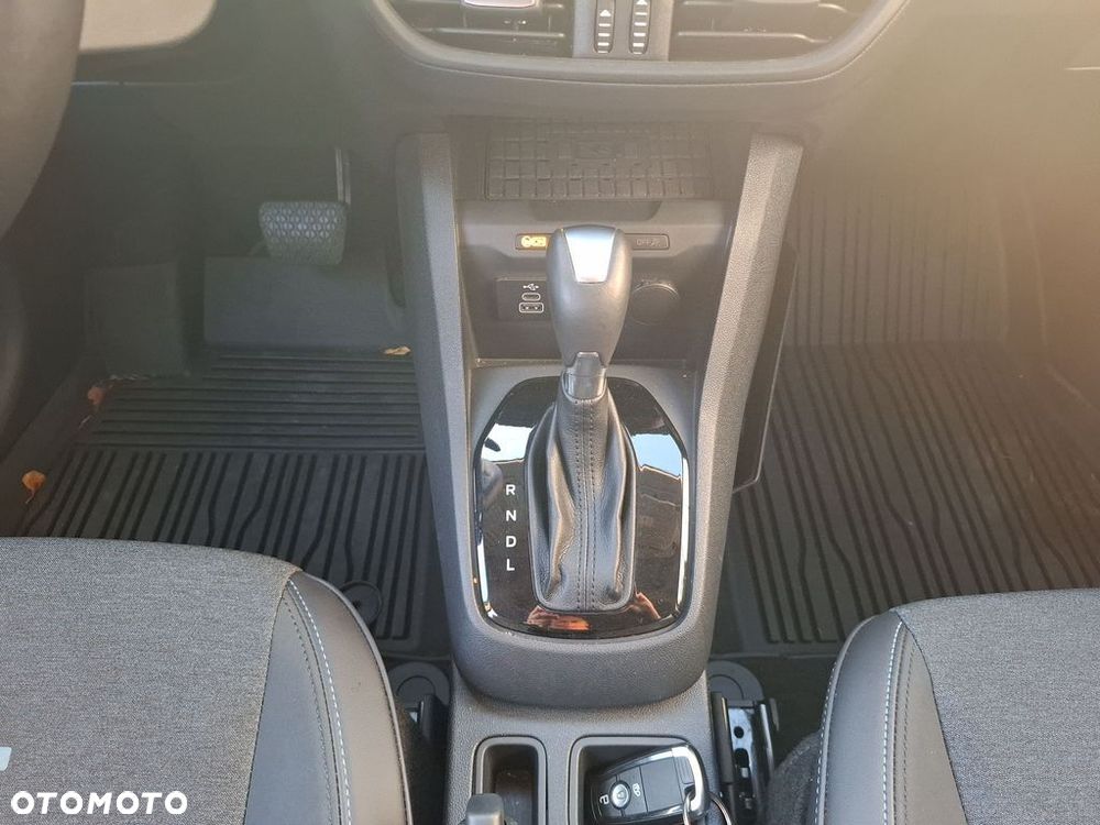Ford Tourneo Courier - 22