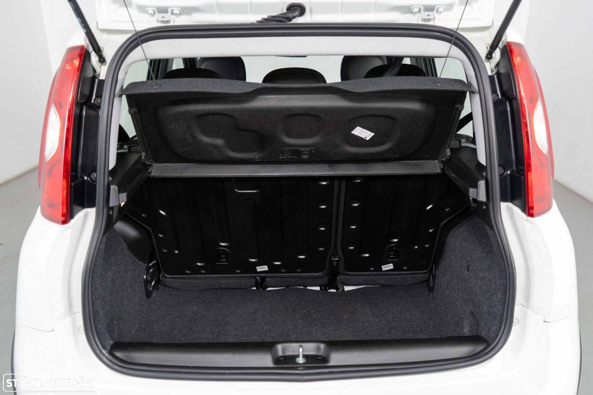 Fiat Panda 1.0 Hybrid - 12