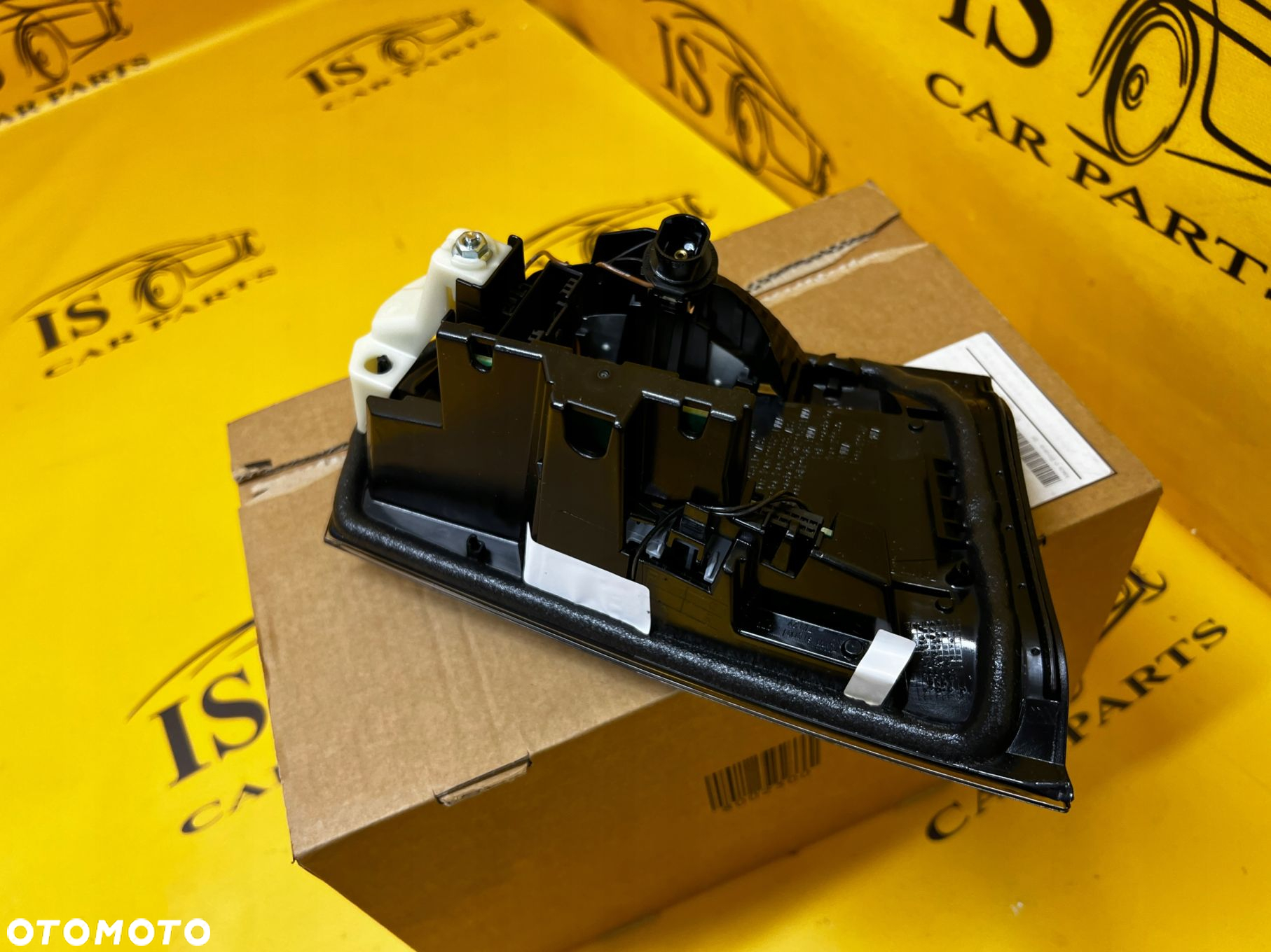 LAMPA TYLNA TYŁ WEWNĘTRZNA PRAWA M-PERFORMANCE BMW 3 F30 F31 LIFT NOWA OEM - 7