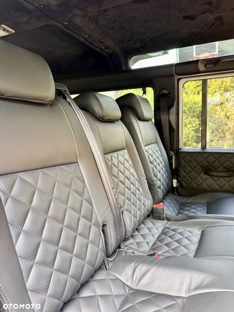 Land Rover Defender 2.5 TDI - 27