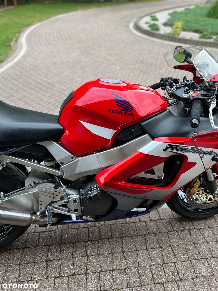Honda CBR - 30