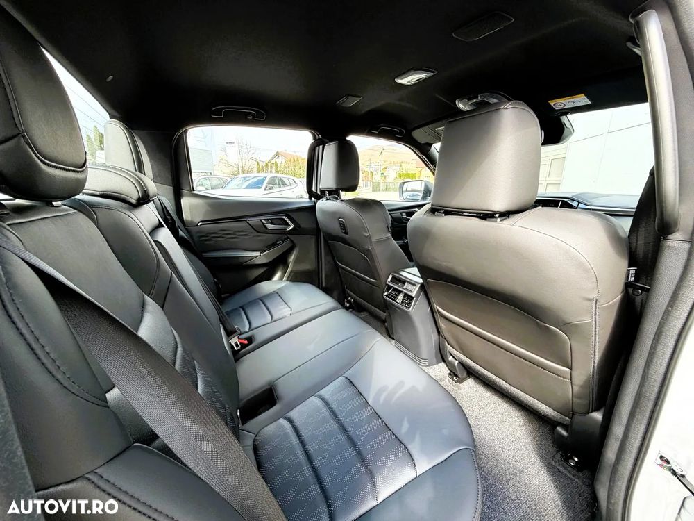 Isuzu D-Max 1.9 DSL 4x4 Double Cab 6AT Executive - 23