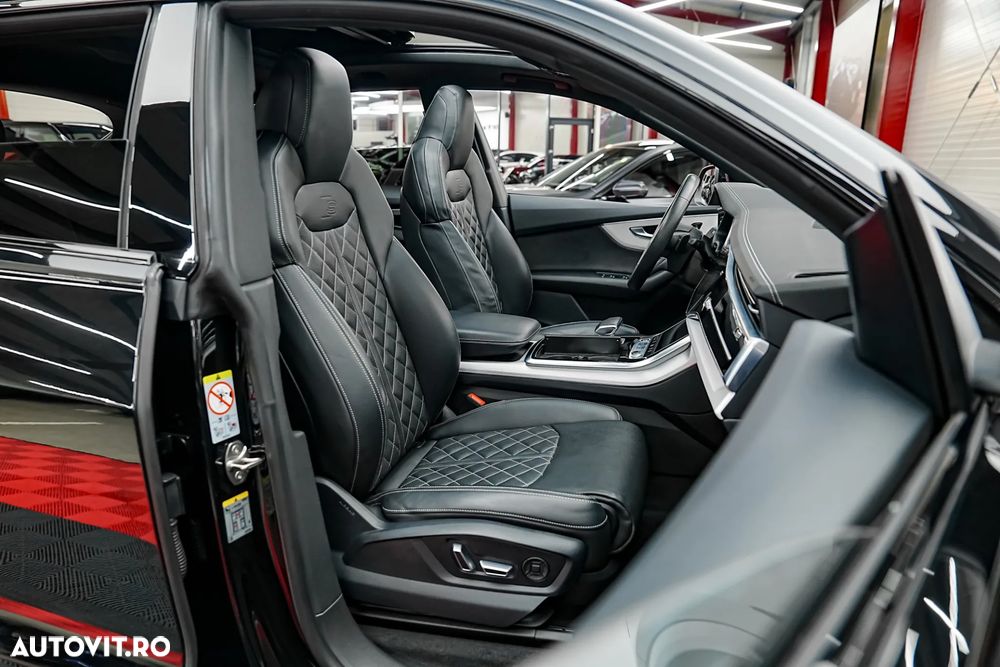 Audi Q8 55 TFSIe quattro tiptronic - 21