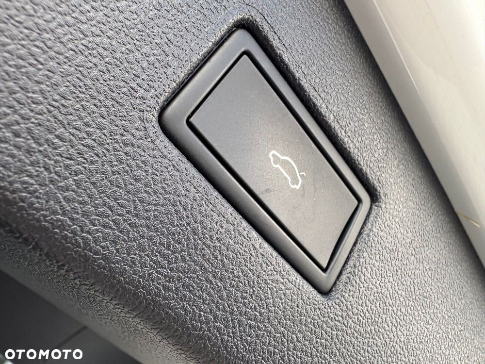 Volkswagen Tiguan Allspace 2.0 TDI 4Mot Elegance DSG - 22