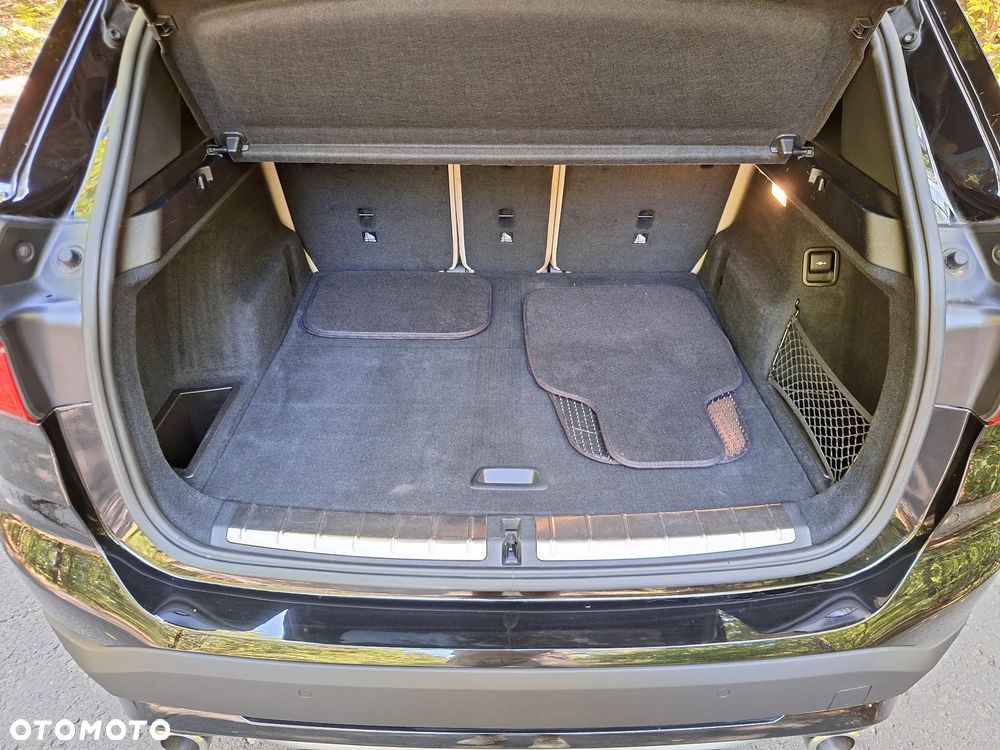 BMW X1 - 12