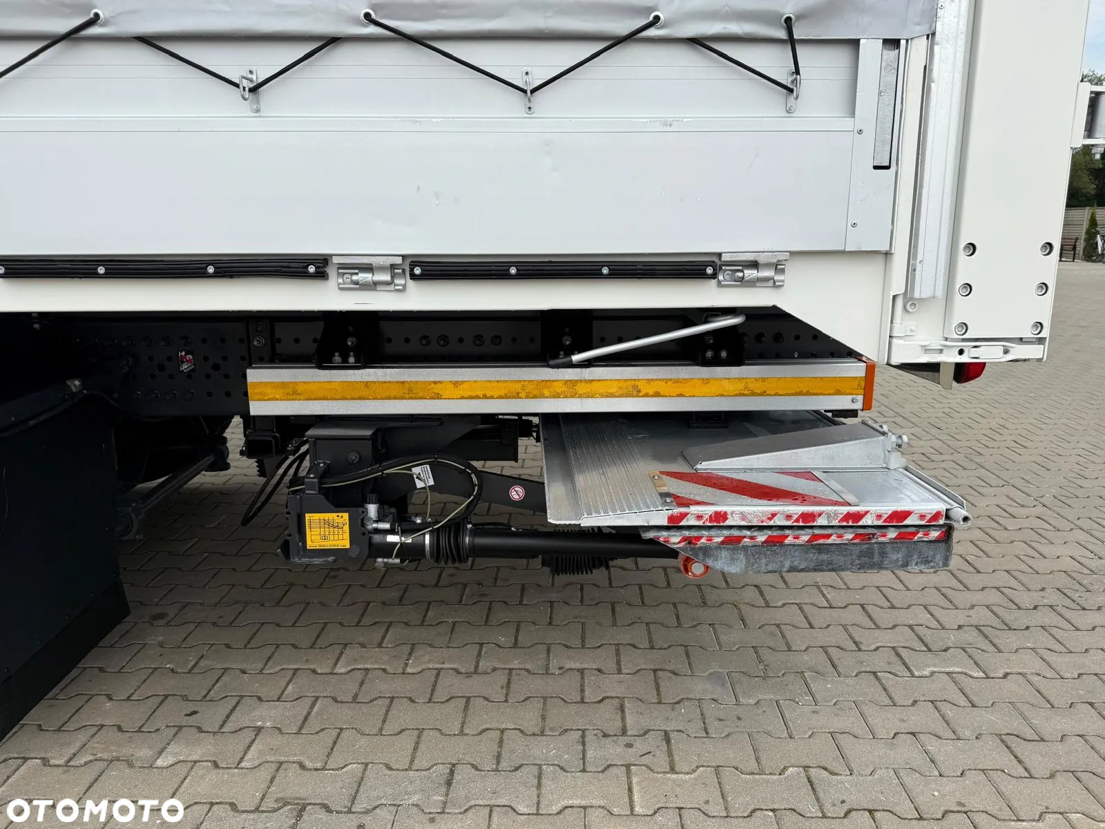 Mercedes-Benz Actros 2542 / E6 / burto-firanka 8,5 m + winda / 21Epal / z Niemiec / sypialka plandeka firana skrzynia - 20