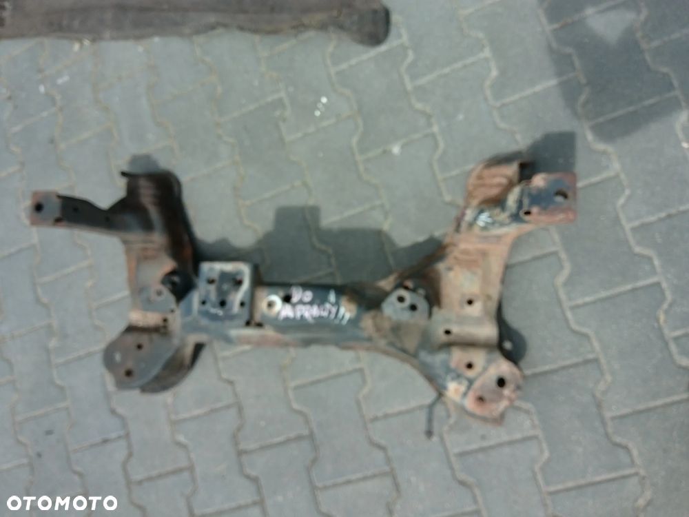 FORD MAVERICK MAZDA TRIBUTE SANKI TRAWERS LOZE ZAWIESZENIE WAHACZ TANIO DO NAPRAWY ROWNIEZ INNE CZESCI