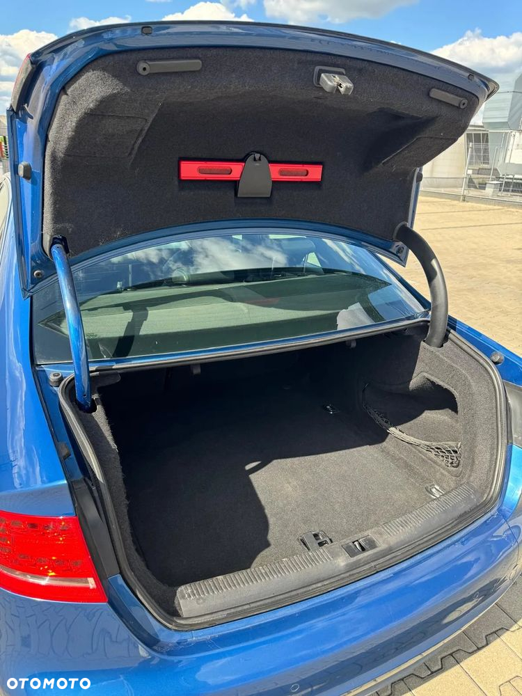 Audi A4 - 8