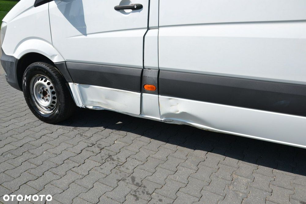 Mercedes-Benz Sprinter - 10