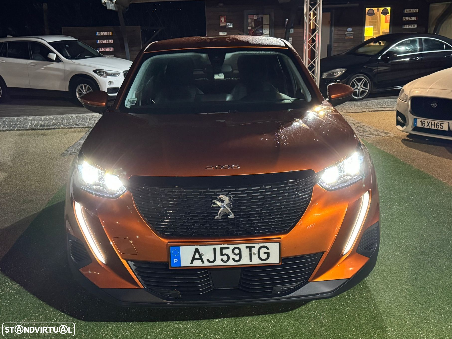 Peugeot 2008 1.2 PureTech Active Pack - 7