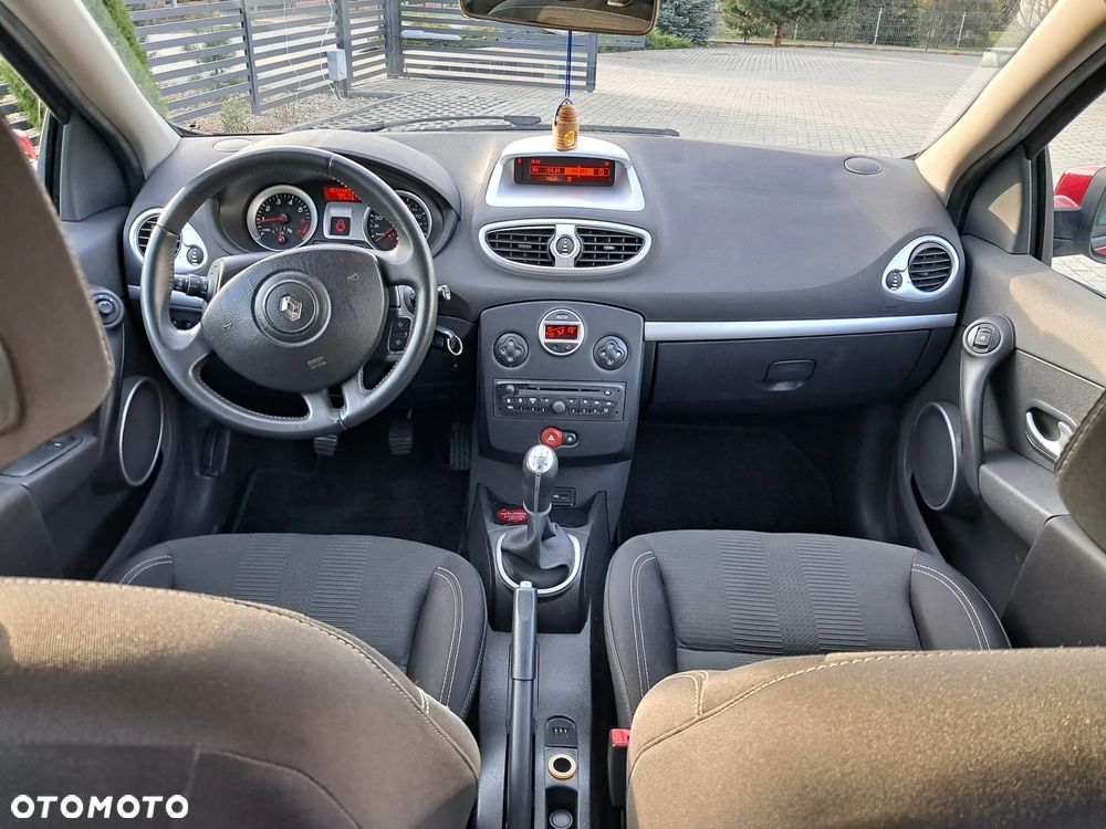 Renault Clio - 3