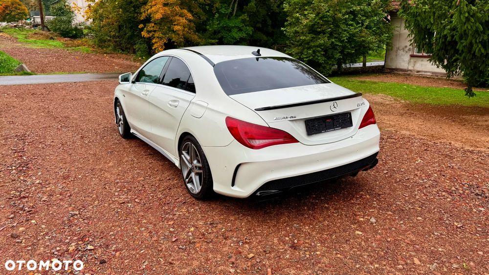 Mercedes-Benz CLA AMG 45 4-Matic - 11