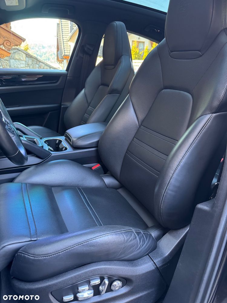 Porsche Cayenne S Tiptronic S - 21