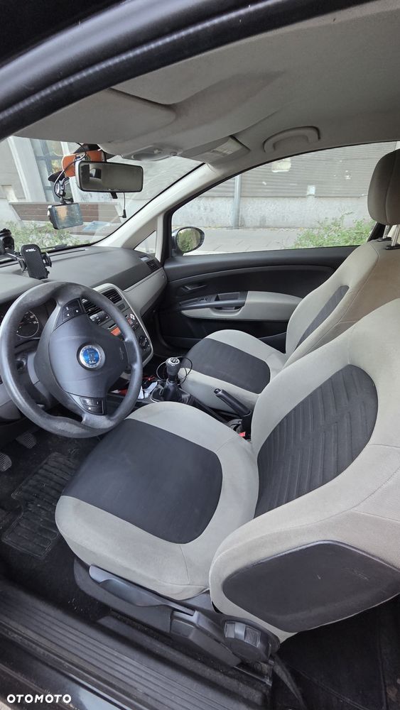 Fiat Punto - 2