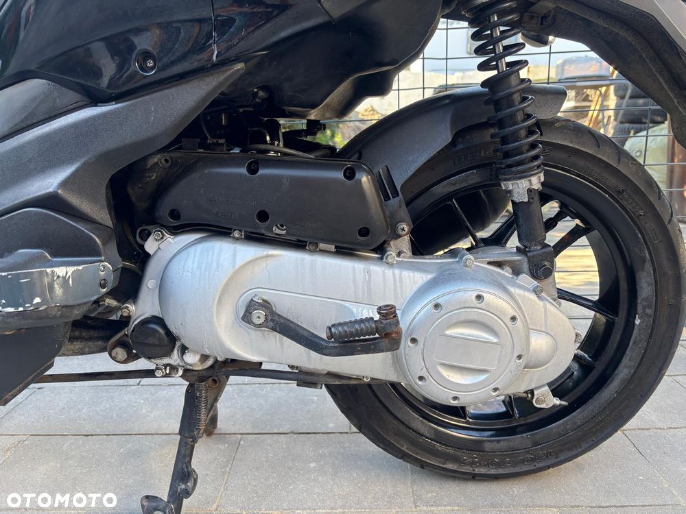 Aprilia SR - 2