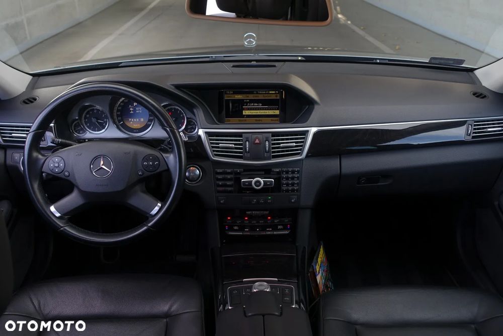 Mercedes-Benz Klasa E 500 4-Matic BlueEff Avantgarde - 20