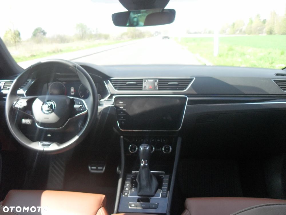 Skoda Superb 2.0 TSI L&K DSG - 10