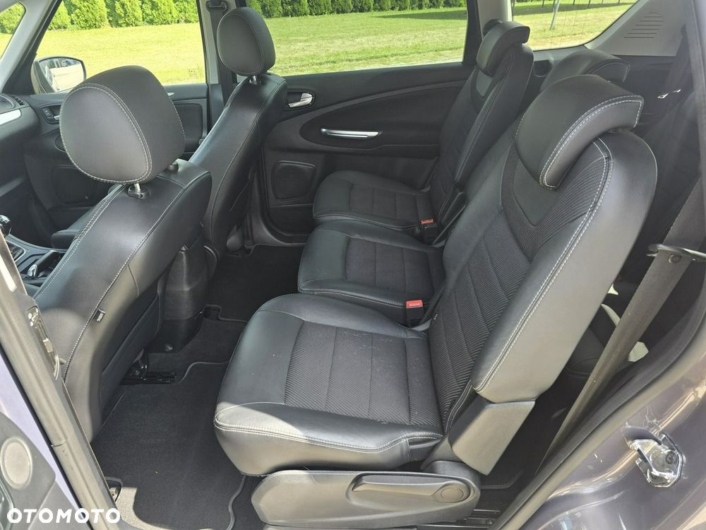 Ford S-Max - 18