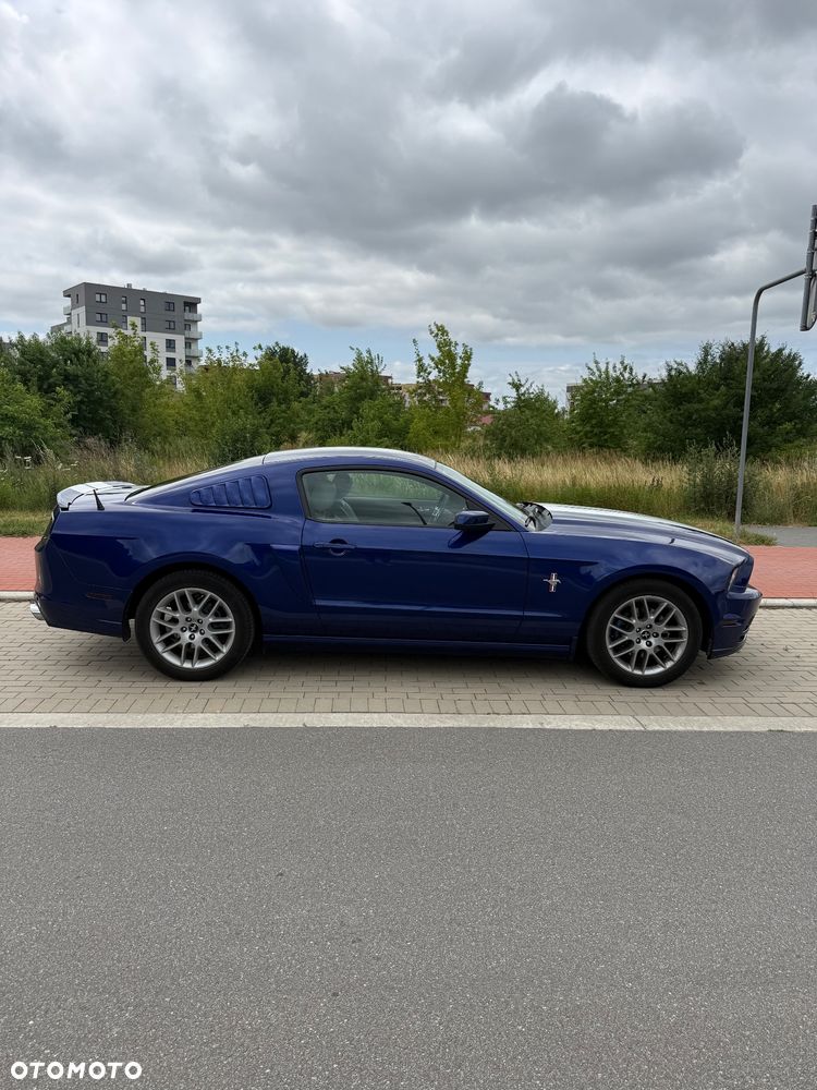 Ford Mustang 3.7 V6 Premium - 4