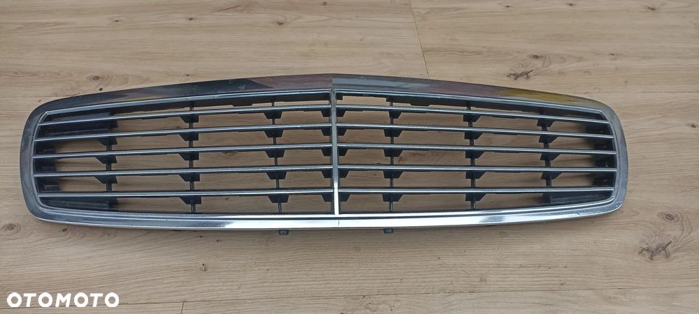 MERCEDES W211 AVANTGARDE 02-06 GRILL ATRAPA GRIL - 1