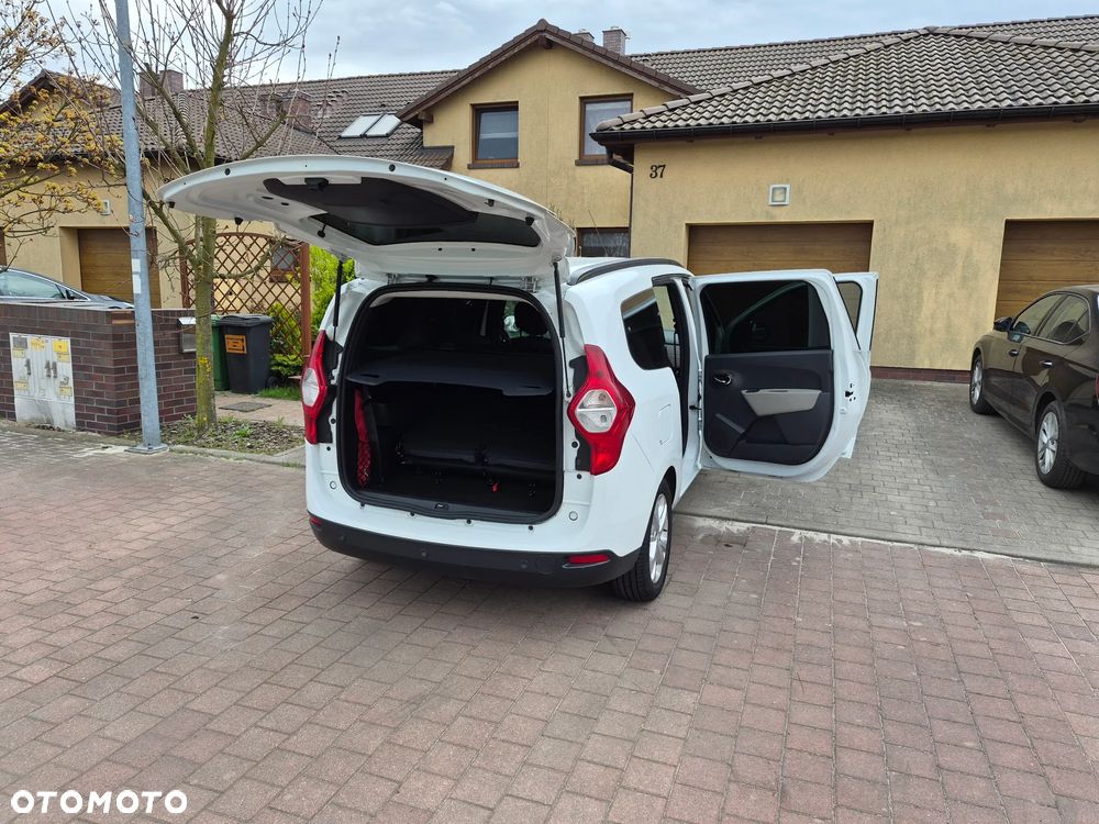 Dacia Lodgy 1.6 SCe Laureate S&S - 21