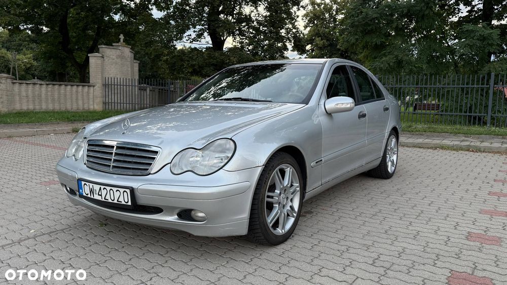 Mercedes-Benz Klasa C 220 CDI Classic - 8