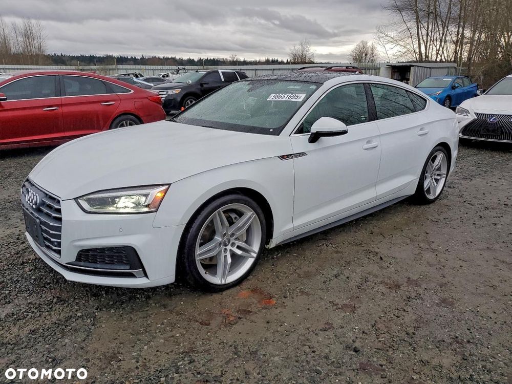 Audi A5 Limousine - 1