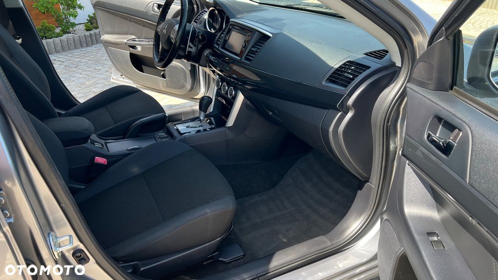Mitsubishi Lancer Sportback 1.8 Clear Tec CVT Plus - 19