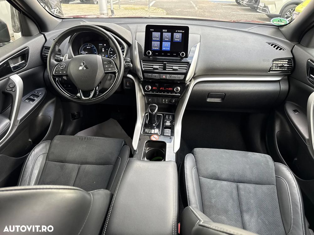 Mitsubishi Eclipse-Cross - 21