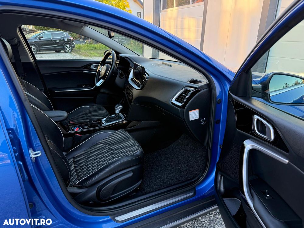 Kia XCeed 1.6 GDI 6DCT PHEV Vision - 18