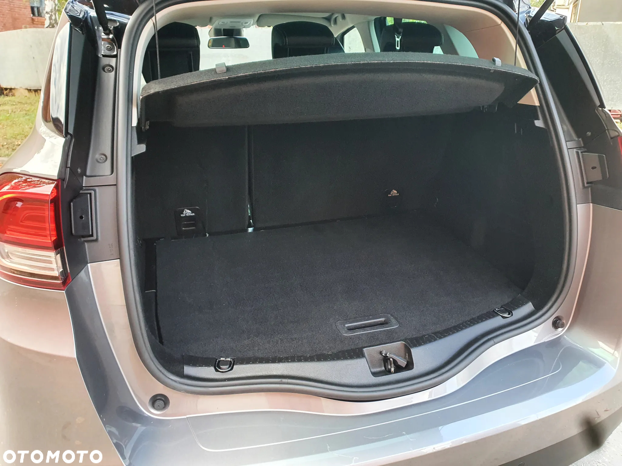 Renault Scenic ENERGY TCe 140 INTENS - 20